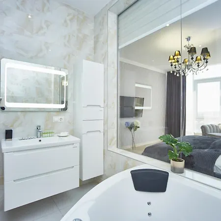 Panoramic Plaza Apartments Odesa Exterior photo