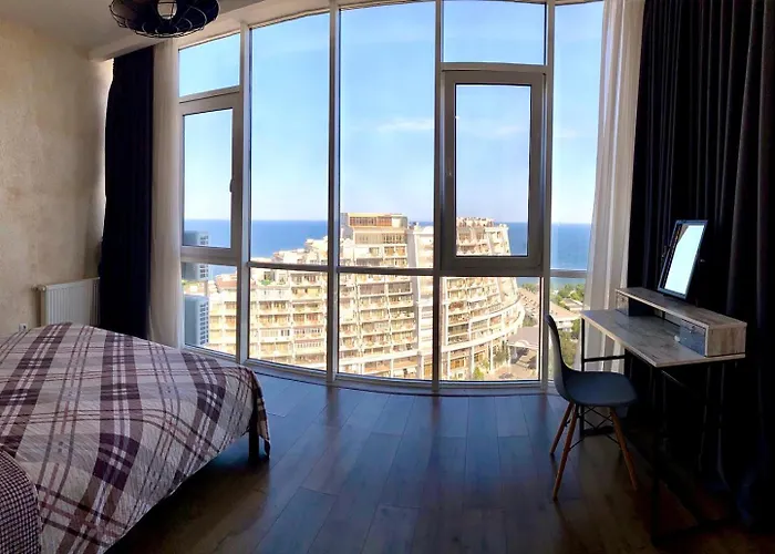 Panoramic Plaza Apartments