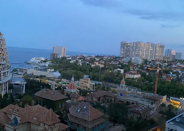 Panoramic Plaza Apartments