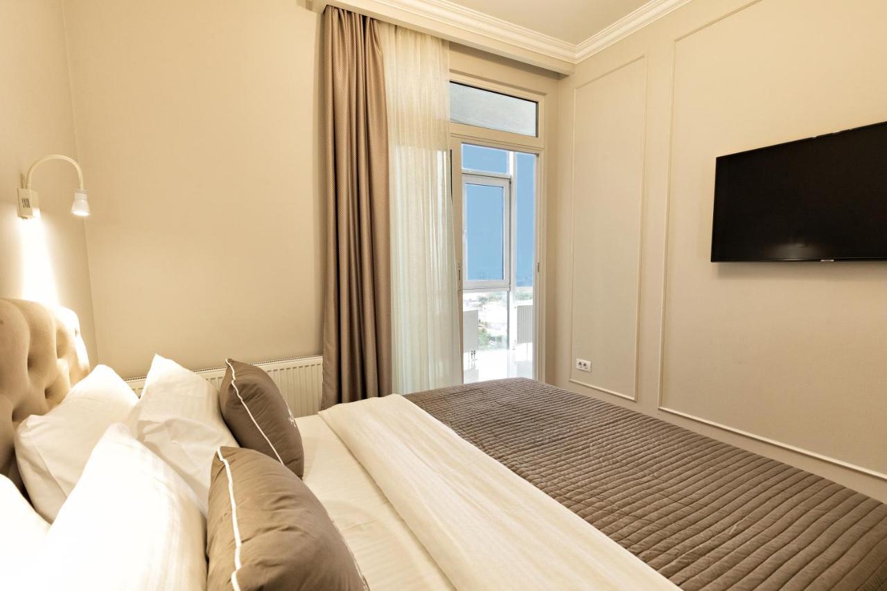 Panoramic Plaza Apartment