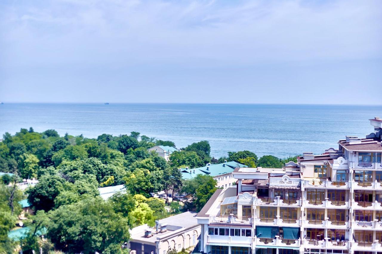 Panoramic Plaza Apartment